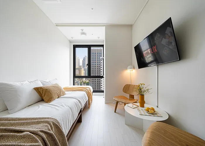 Urbanstay Seomyeon Апартаменты