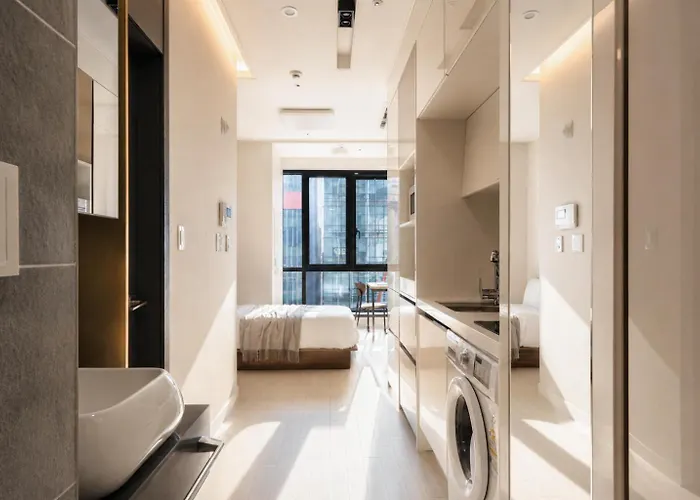 Urbanstay Seomyeon * Пусан
