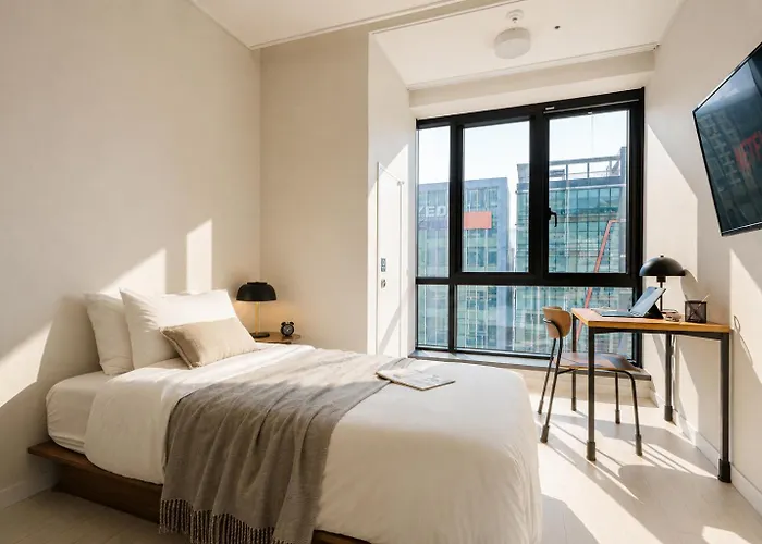 Urbanstay Seomyeon Apartament
